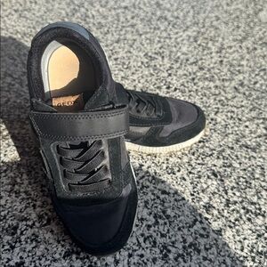 Boys Geox Tiger shoes size 12